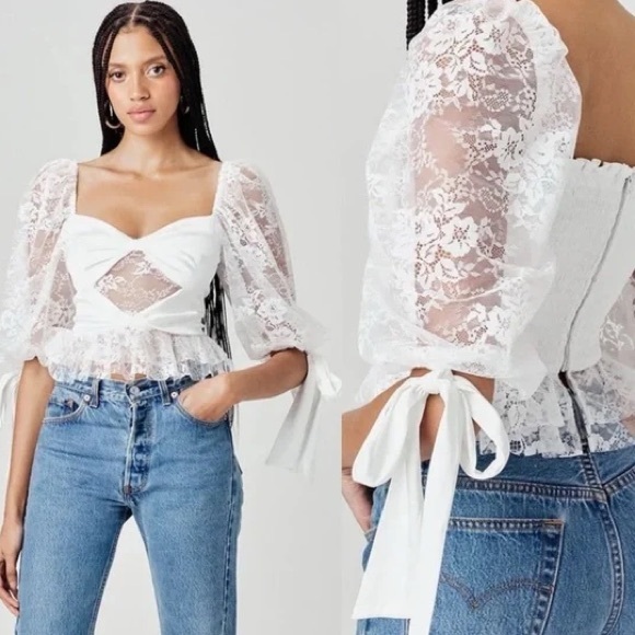 For Love And Lemons Tops - NWOT For Love & Lemons White Sonia Lace Puff Sleeve Top Medium